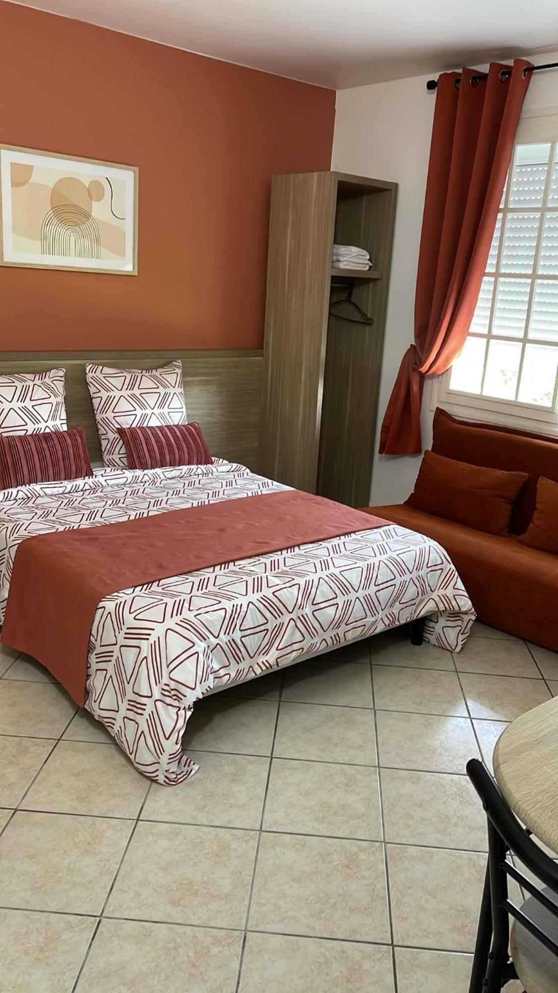 Appartement 4 , Disneyland - Parking Gratuit - Maison Des Platanes Meaux Esterno foto